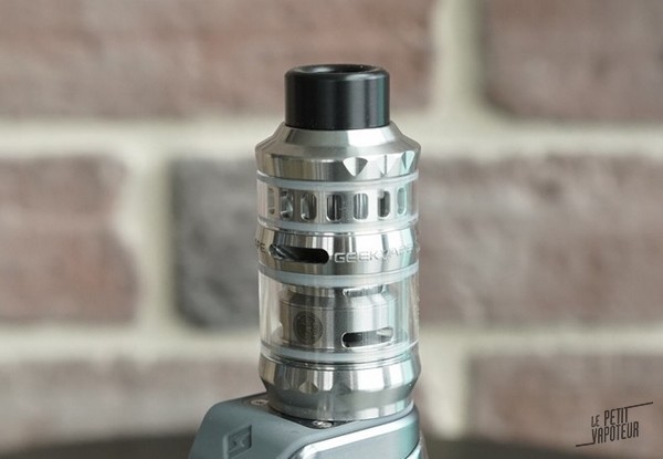 avis-geekvape-p-subohm-tank-blog-le-petit-vapoteur